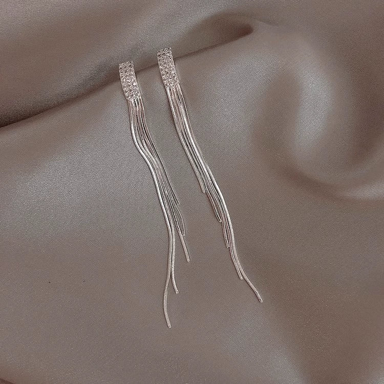 Accessible Luxury Female Fancy Best Selling Elegant Tassel Earrings