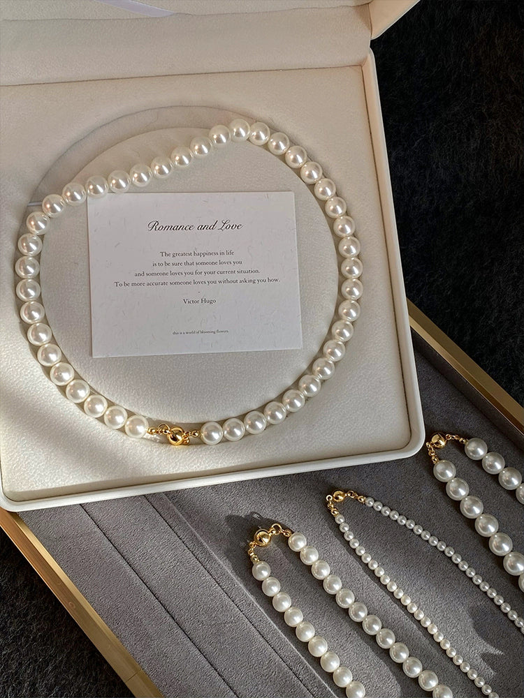 Accessible Luxury Australian White Perfect Circle Pearl Women's Sweater Chain Magnetic Buckle