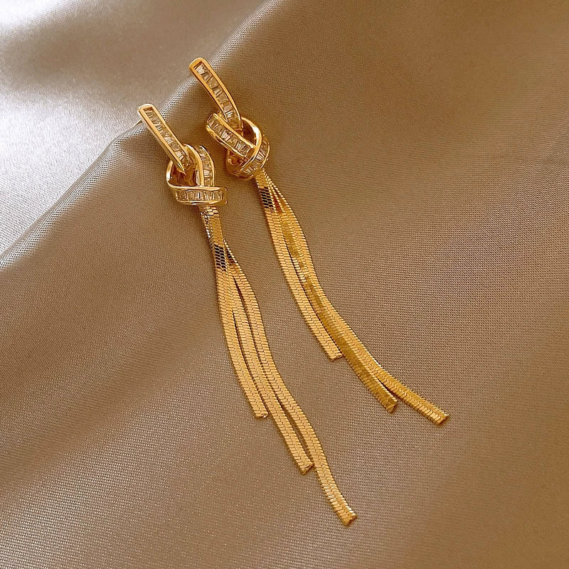 Accessible Luxury Female Fancy Best Selling Elegant Tassel Earrings