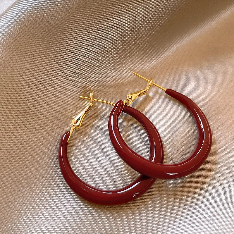 Gold Small Pieces of Silver Unique Hoop Earrings Female Special Interest Light Luxury Fancy Stud Earrings 2024 New Arrival Best Selling Earrings