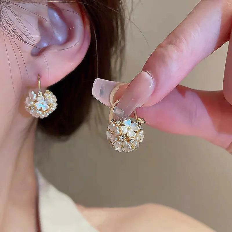 Korean New Simple Temperament Circle Pearl Earrings Fashion Small Versatile Earrings
