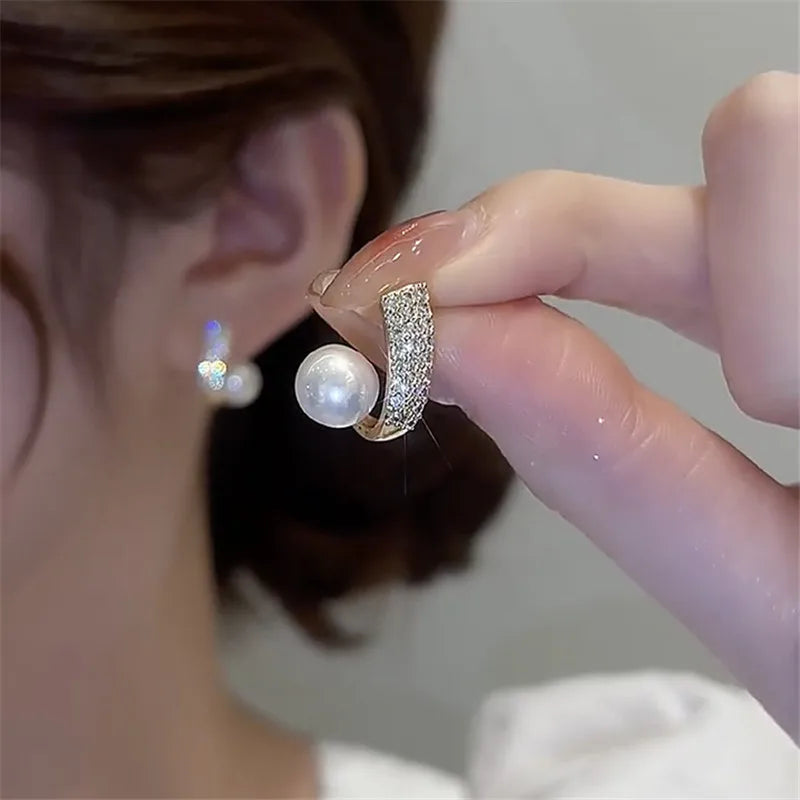 Korean New Simple Temperament Circle Pearl Earrings Fashion Small Versatile Earrings