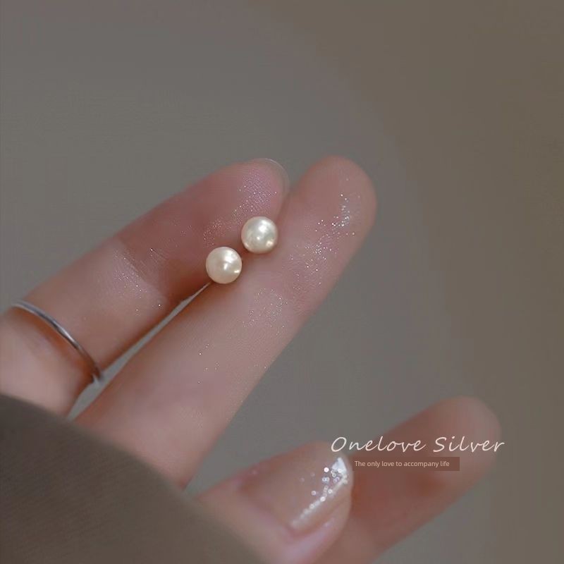 Niche Style Light Green Sleep Women's Travel Matching Ear Studs