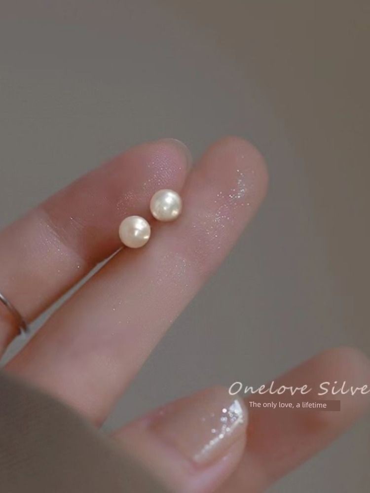 Niche Style Light Green Sleep Women's Travel Matching Ear Studs