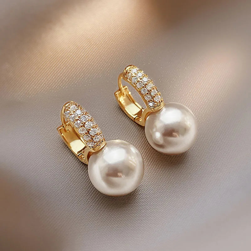 Korean New Simple Temperament Circle Pearl Earrings Fashion Small Versatile Earrings