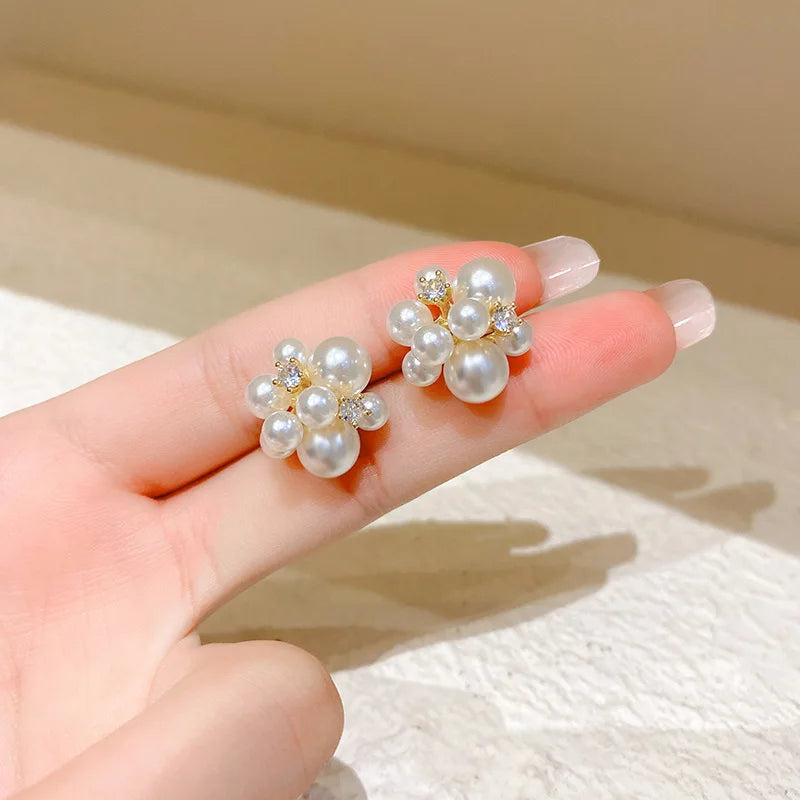 Korean New Simple Temperament Circle Pearl Earrings Fashion Small Versatile Earrings