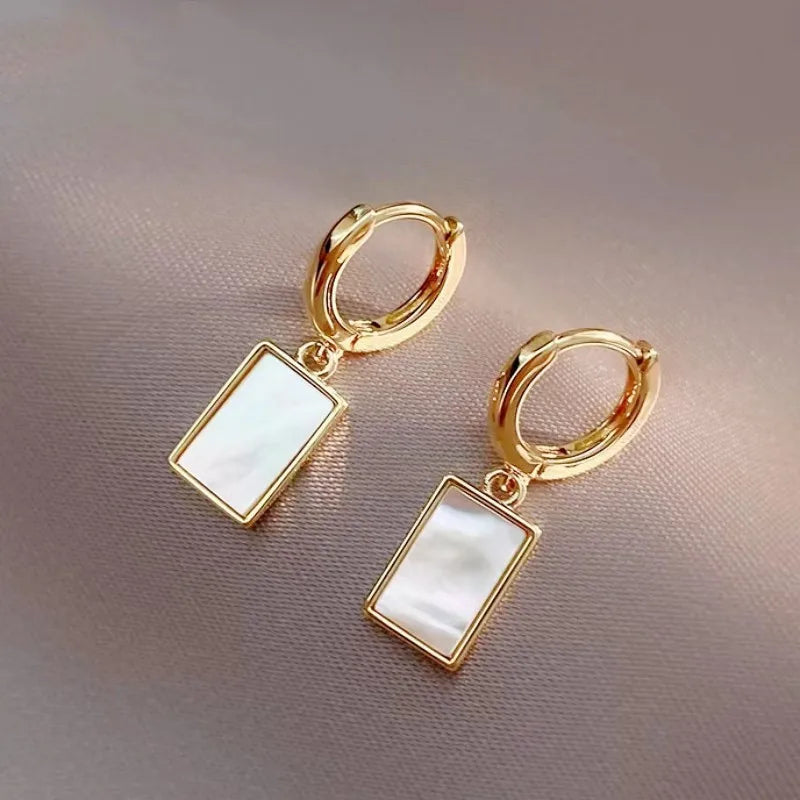 Korean New Simple Temperament Circle Pearl Earrings Fashion Small Versatile Earrings