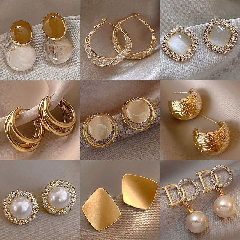 Retro Hong Kong Style Elegant Stud Earrings for Women 2025 New Arrival Best Selling Internet Celebrity Niche Style Fancy Stud Earrings Golden Versatile Stud Earrings