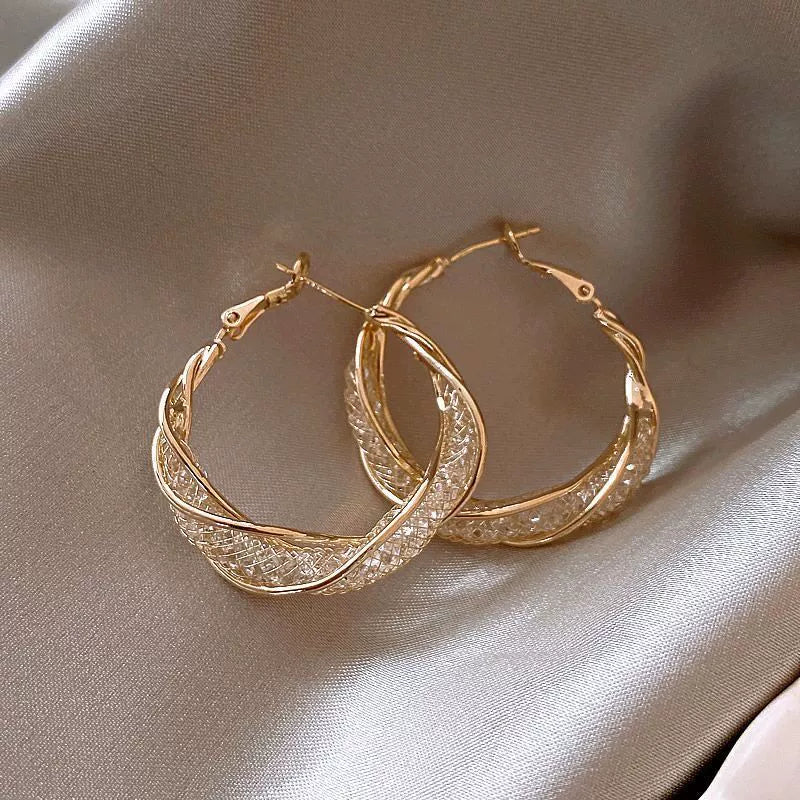 Retro Hong Kong Style Elegant Stud Earrings for Women 2025 New Arrival Best Selling Internet Celebrity Niche Style Fancy Stud Earrings Golden Versatile Stud Earrings