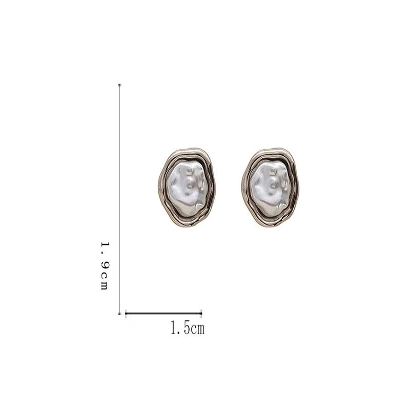 Baroque Pearl Earrings New Hot Style High-End Earrings Women's Light Luxury Niche Unique Irregular Earrings Silver Needles