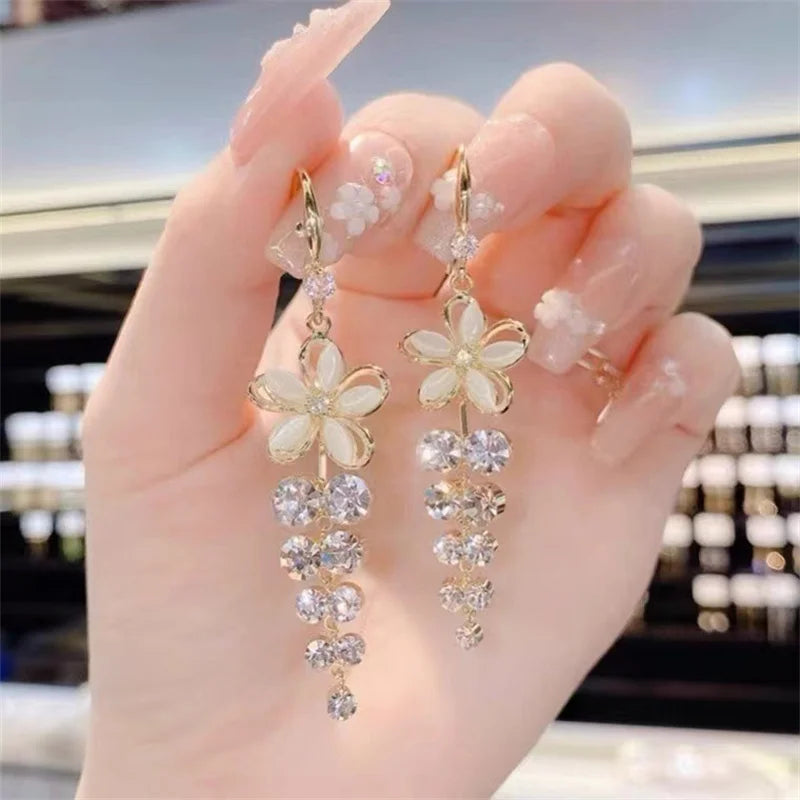 Luxury Crystal Flower Tassel Drop Earrings for Women Shiny Zircon Opal Long Dangle Earrings Girls Party Wedding Jewelry Gift