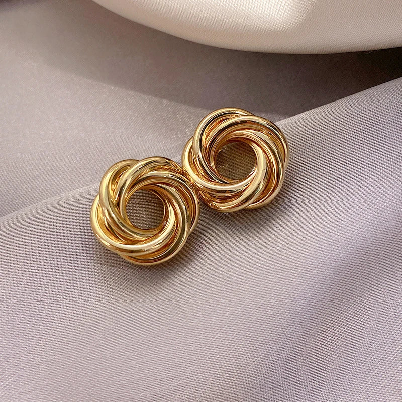 Geometric Multilayer Wrapping Round Circles Twisted Metal Hoop Earrings for Women Gold Color Trendy Charms Fashion Jewelry Gifts